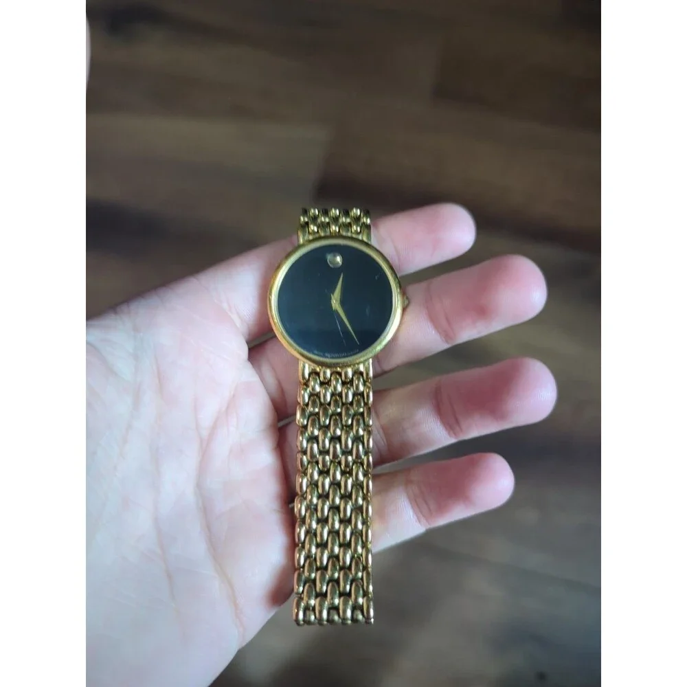 Movado Gold Tone Museum Mens Watch 87-E4-9868 ( DEAD BATTERY)